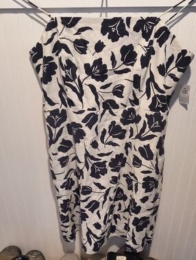 Old Navy Floral Print Tie Strap Dress